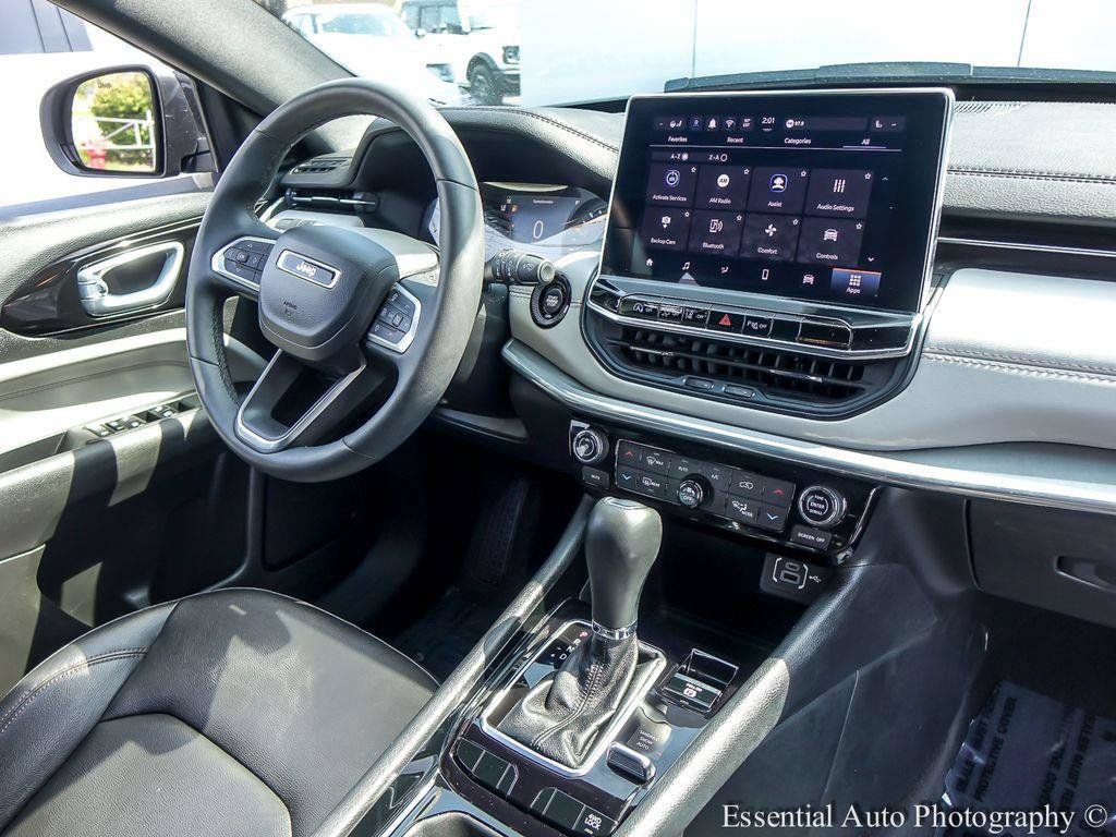 Used 2024 Jeep Compass Limited AWD/4WD image 24