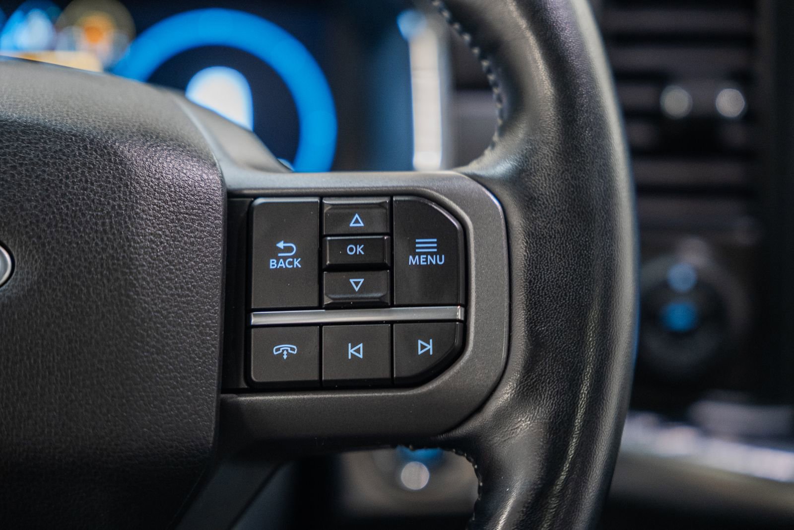 Certified 2022 Ford F150 Lariat w/ Equipment Group 502A High image 35