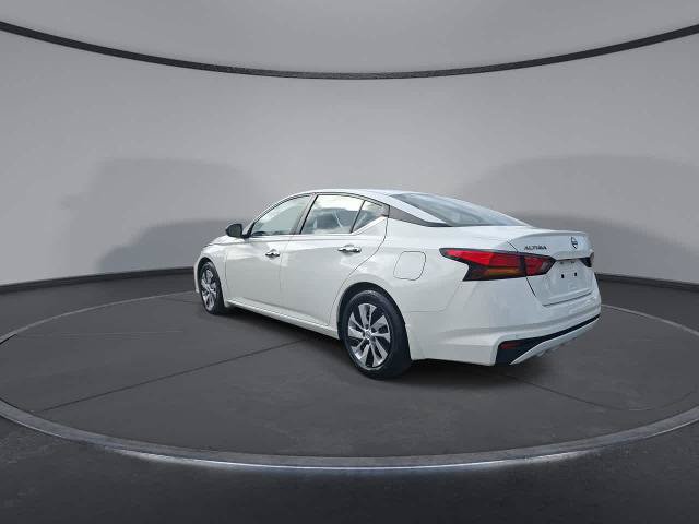 Used 2024 Nissan Altima 2.5 S FWD image 6