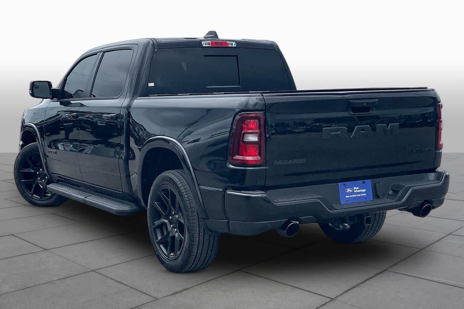 Used 2026 RAM 1500 Laramie w/ Night Edition AWD/4WD image 12
