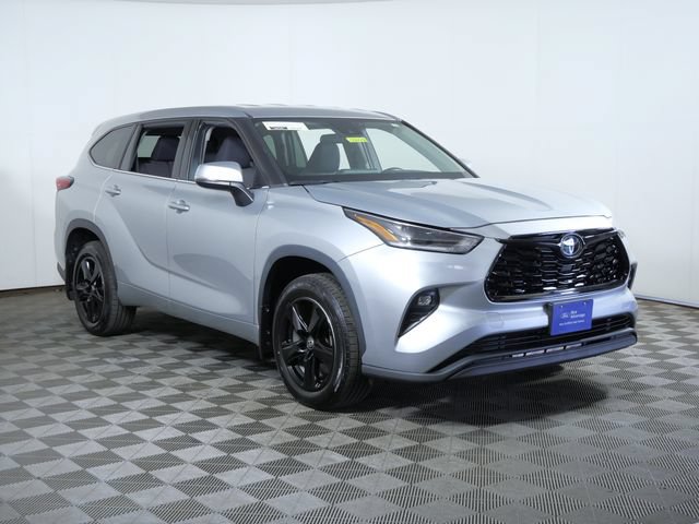 Used 2021 Toyota Highlander LE