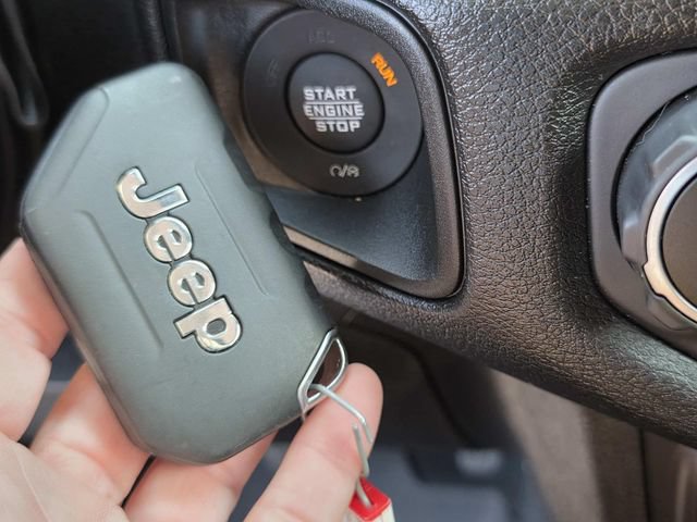 Used 2024 Jeep Wrangler Sport AWD/4WD image 25