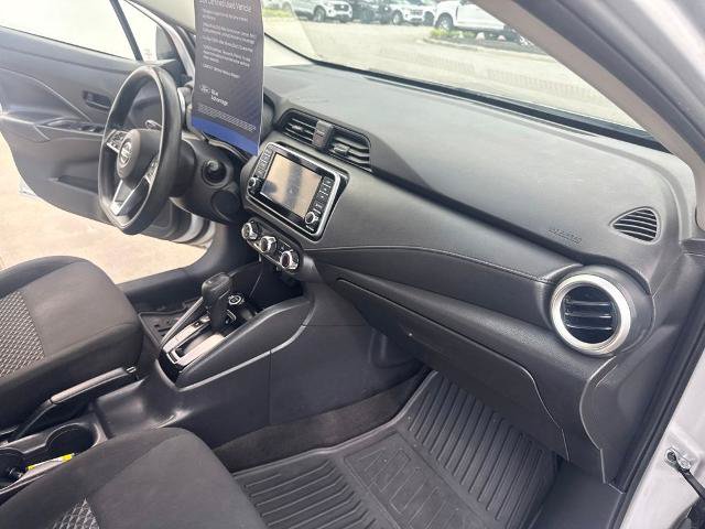 Used 2021 Nissan Versa S FWD image 31