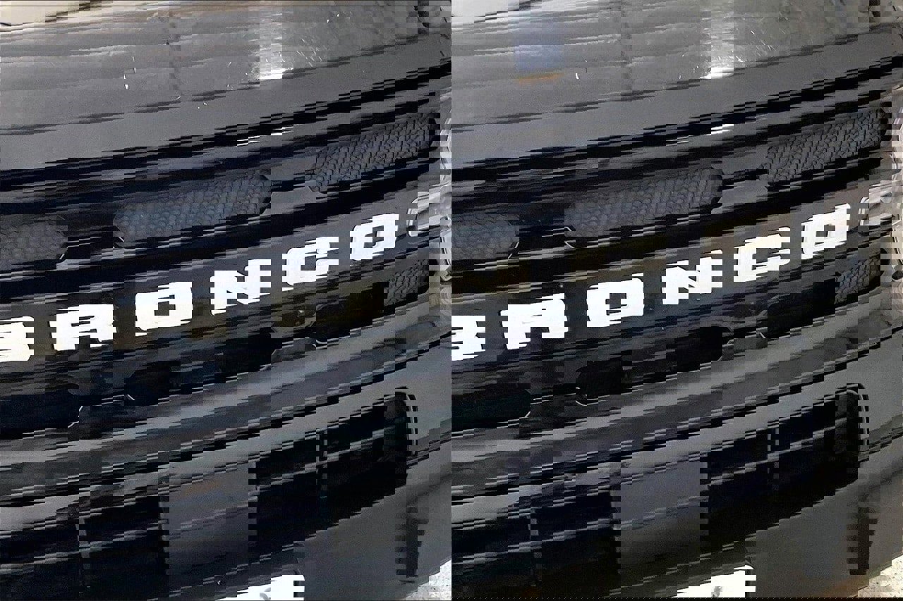 Certified 2023 Ford Bronco Sport Outer Banks w/ Tech Package image 31