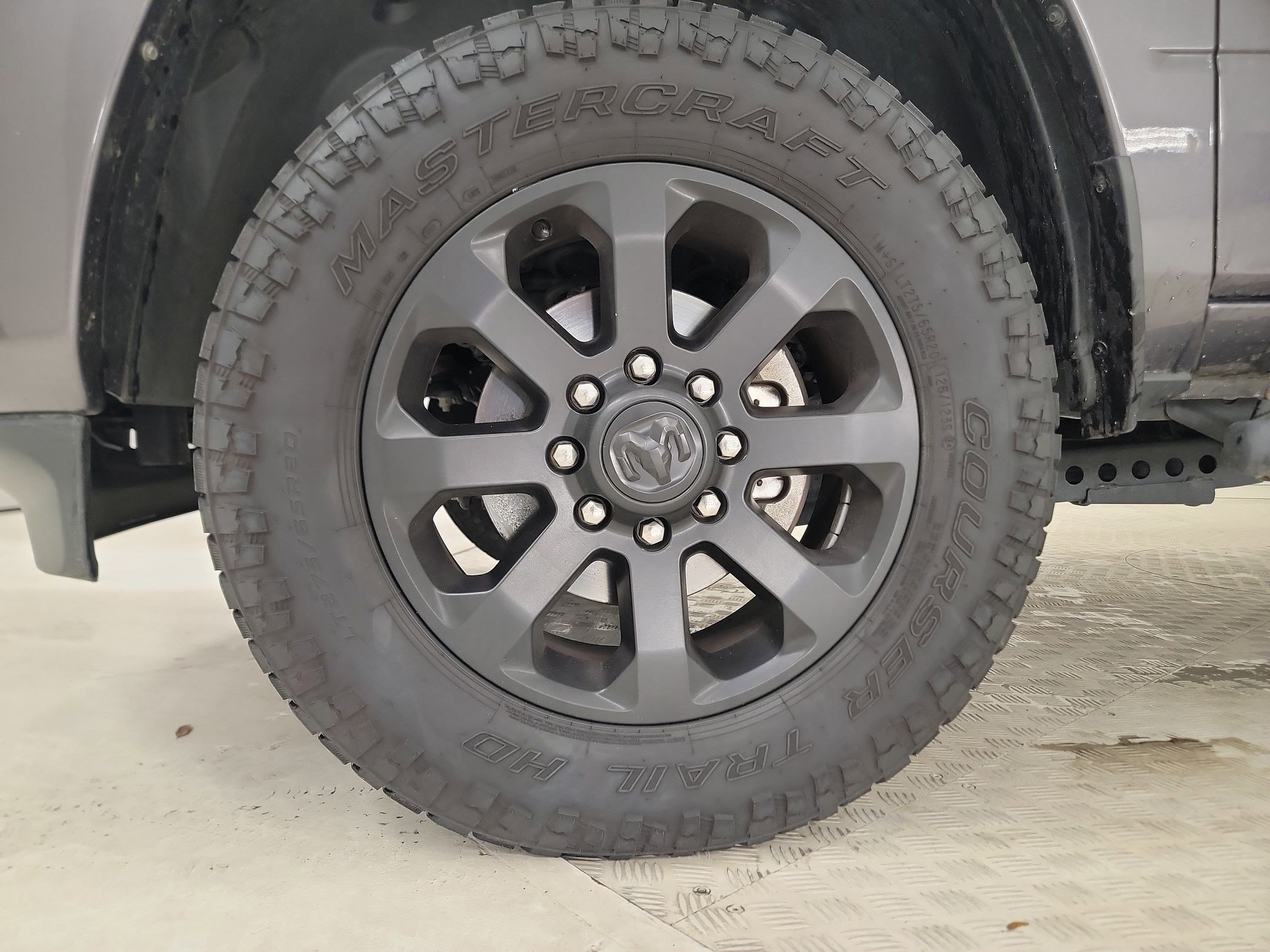 Used 2020 RAM 2500 Lone Star w/ Night Edition AWD/4WD image 8