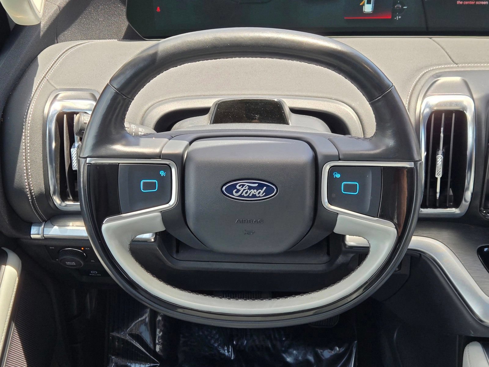 Certified 2025 Ford Expedition Max Platinum AWD/4WD image 17