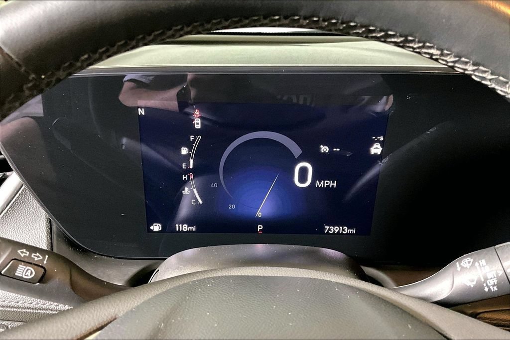 Used 2024 Buick Encore GX Sport Touring AWD/4WD image 16