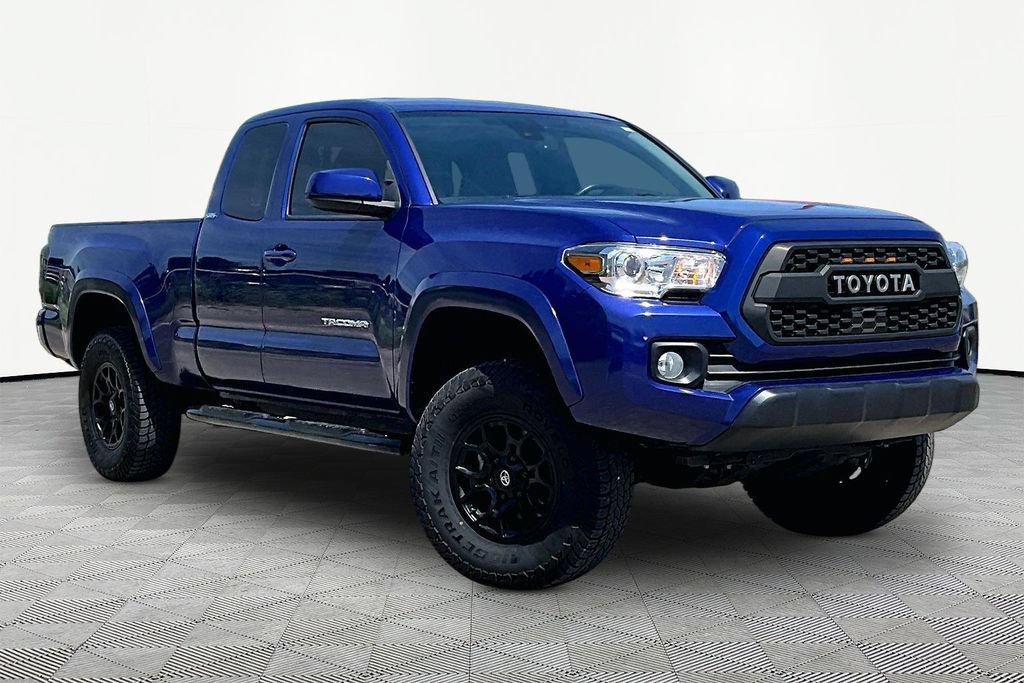 Used 2022 Toyota Tacoma SR5 AWD/4WD image 12
