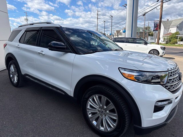 Certified 2022 Ford Explorer Limited w/ Equipment Group 301A AWD/4WD image 4