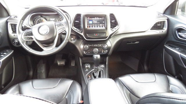 Used 2019 Jeep Cherokee Latitude Plus w/ Comfort/Convenience Group video 2