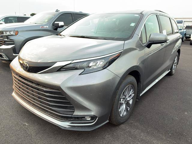 Used 2026 Toyota Sienna XLE