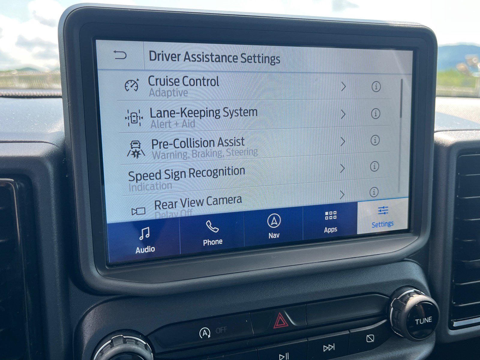 Certified 2024 Ford Bronco Sport Outer Banks w/ Tech Package AWD/4WD image 12