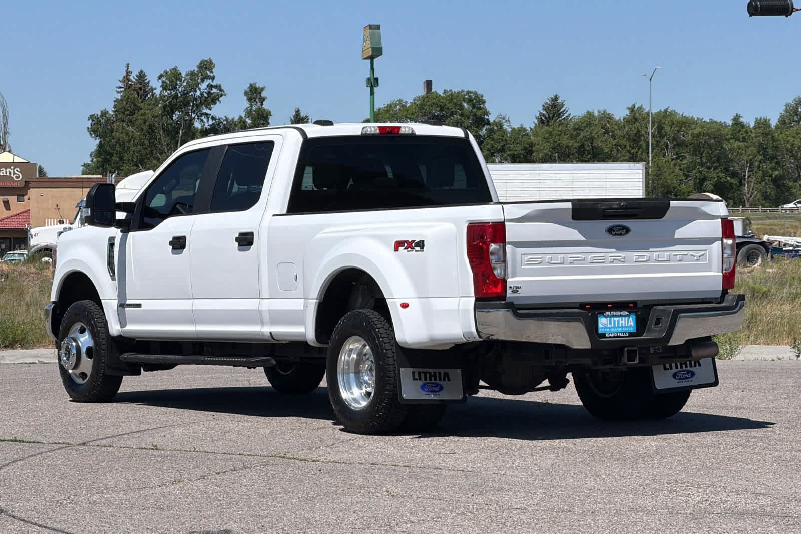 Certified 2022 Ford F350 XL w/ STX Appearance Package AWD/4WD image 6