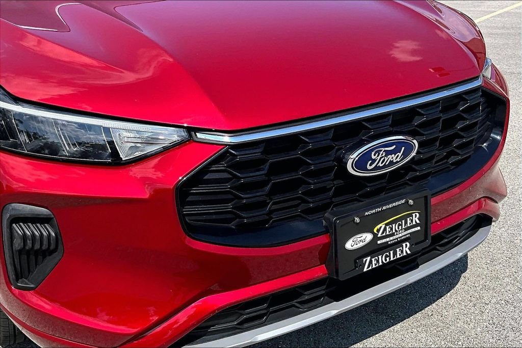 Certified 2024 Ford Escape ST-Line AWD/4WD image 30