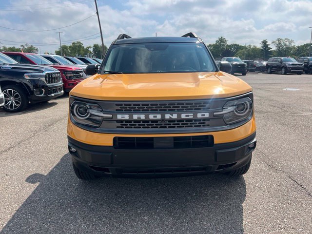 Certified 2022 Ford Bronco Sport Badlands w/ Premium Package AWD/4WD image 2