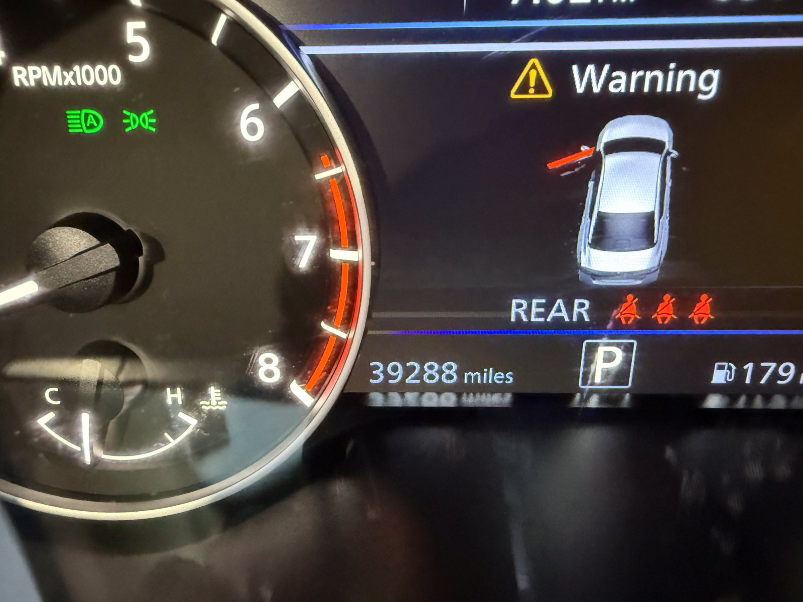 Used 2025 Nissan Altima 2.5 SV FWD image 11