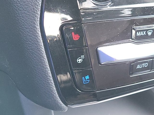 Certified 2022 Ford Explorer ST w/ Equipment Group 401A image 18