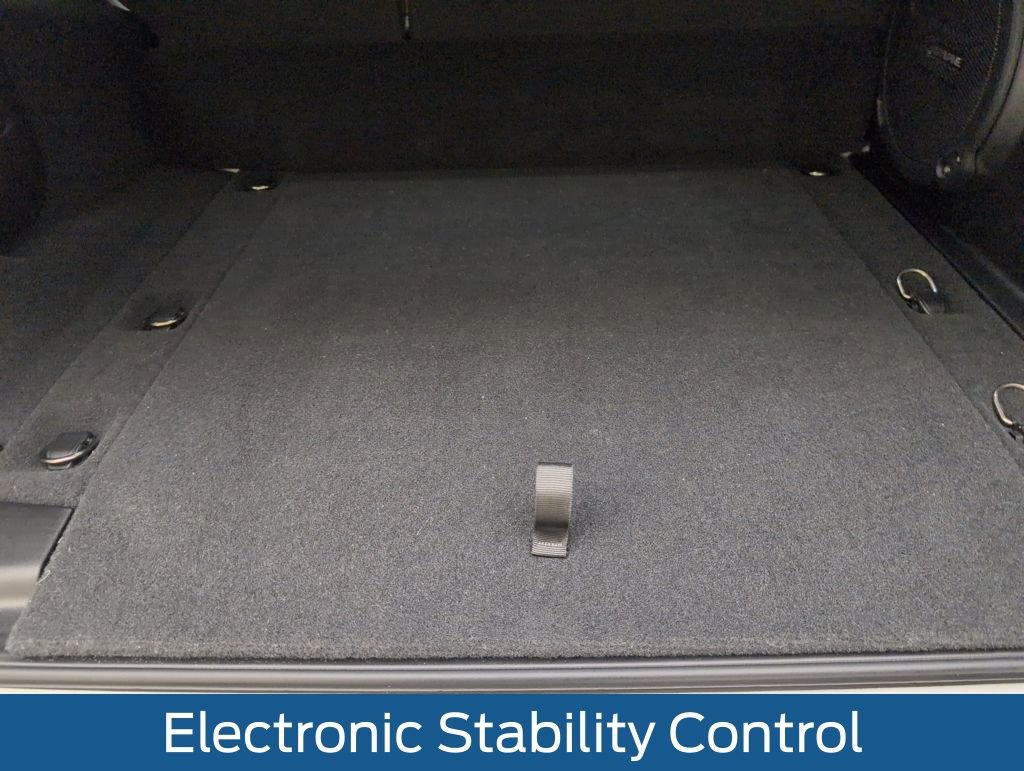 Used 2022 Jeep Wrangler Unlimited Sahara w/ Safety Group image 35