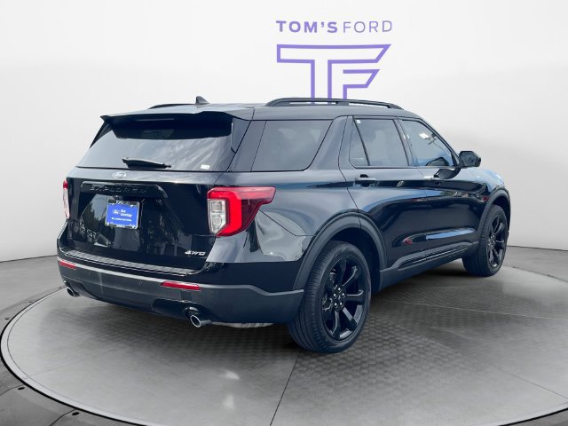 Certified 2023 Ford Explorer ST-Line AWD/4WD image 5