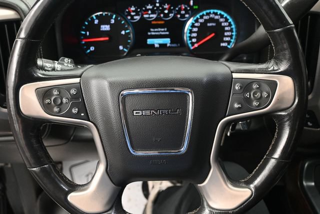 Used 2018 GMC Sierra 2500 Denali w/ Duramax Plus Package AWD/4WD image 10