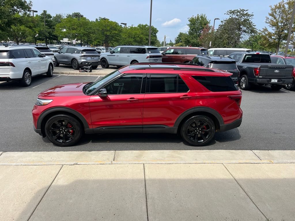 Certified 2022 Ford Explorer ST w/ Equipment Group 401A AWD/4WD image 6