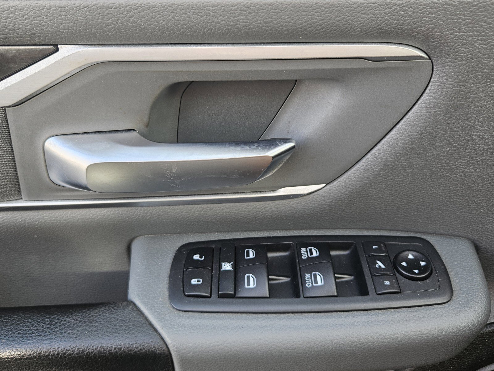 Used 2020 RAM 1500 Big Horn image 14