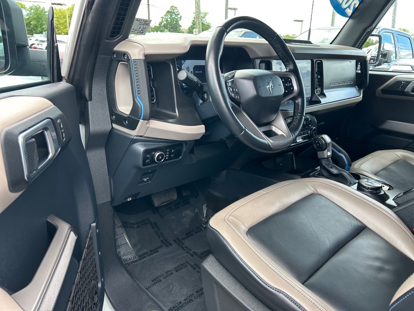 Certified 2023 Ford Bronco Wildtrak AWD/4WD image 7