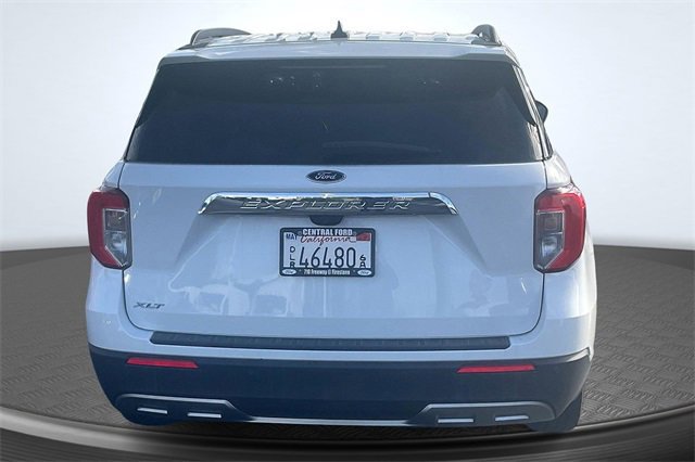 Certified 2021 Ford Explorer XLT w/ Equipment Group 202A image 3