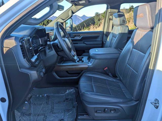 Used 2024 Chevrolet Silverado 2500 High Country w/ High Country Premium Package AWD/4WD image 11