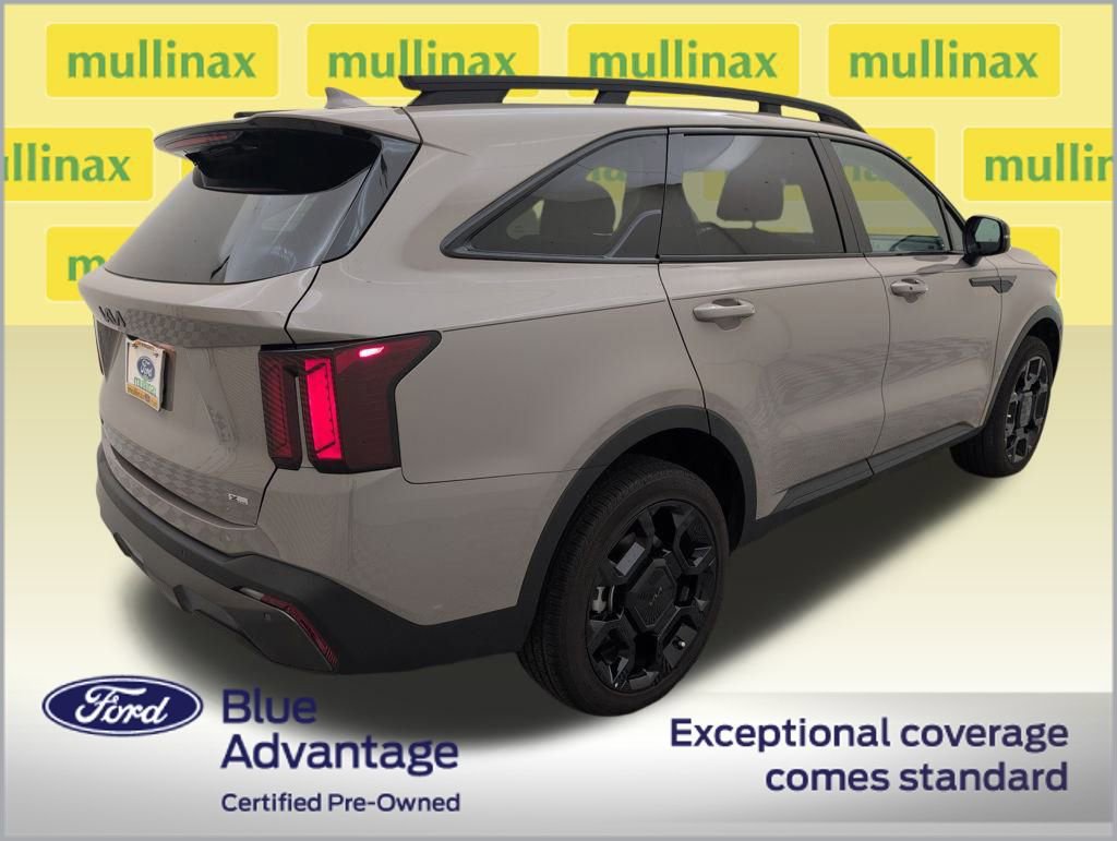 Used 2025 Kia Sorento X-Line EX image 4