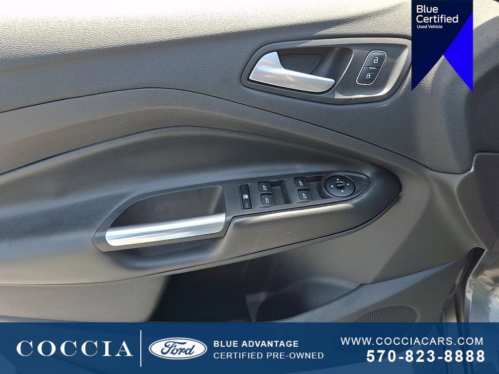 Certified 2017 Ford Escape SE AWD/4WD image 12