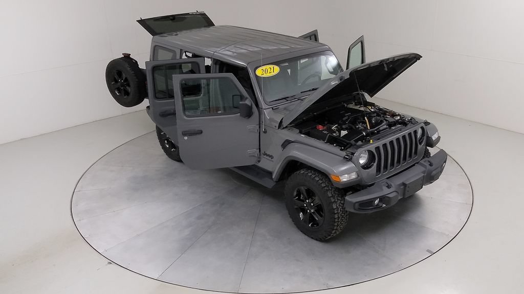 Used 2021 Jeep Wrangler Unlimited Sahara AWD/4WD image 46