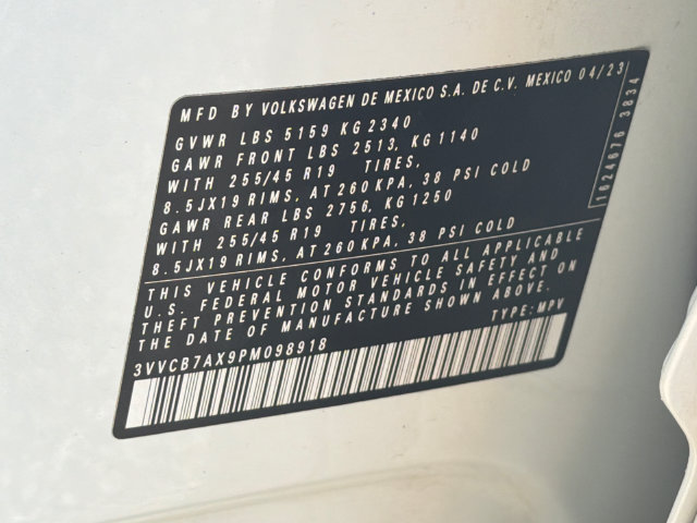 Used 2023 Volkswagen Tiguan SE R-Line FWD image 36