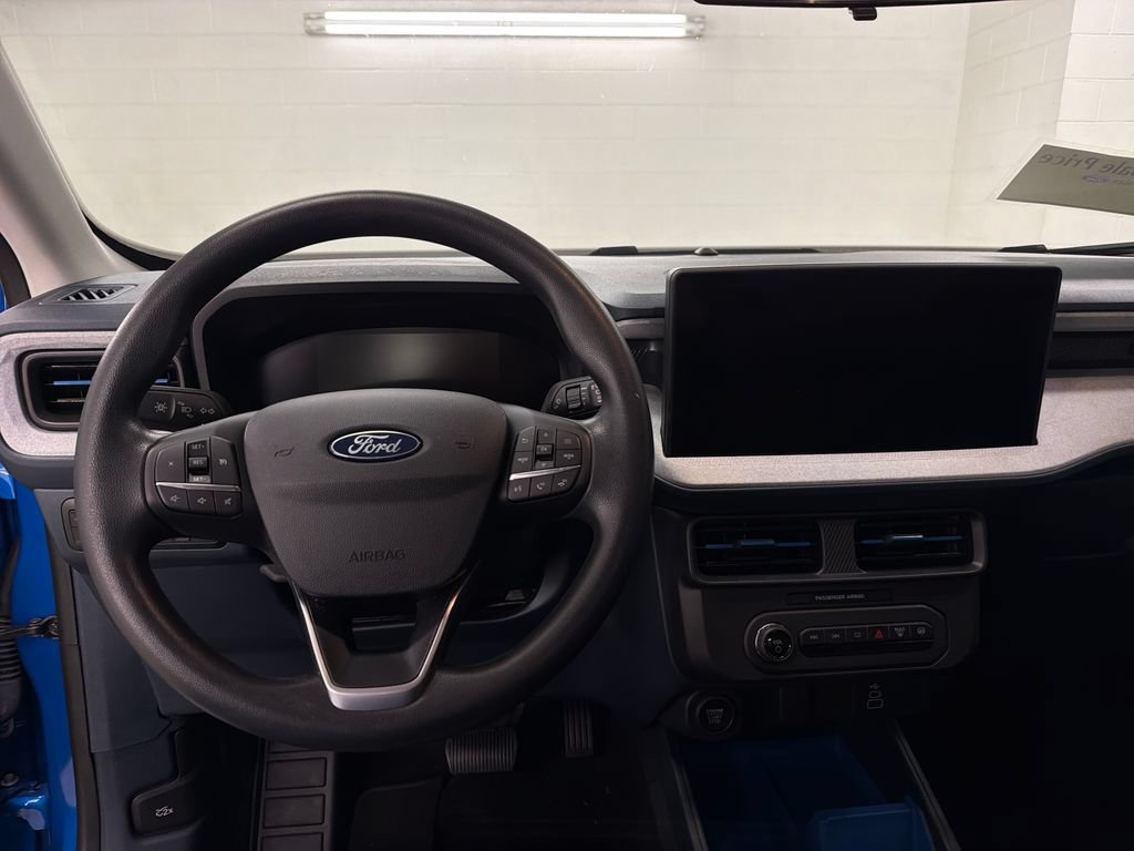 Certified 2025 Ford Maverick XLT FWD image 9