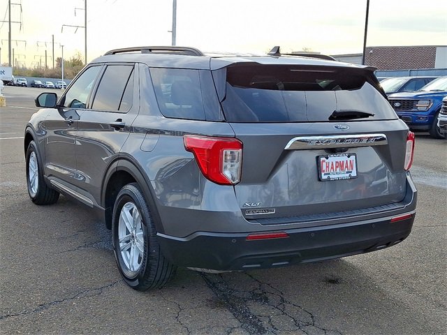 Certified 2023 Ford Explorer XLT image 2