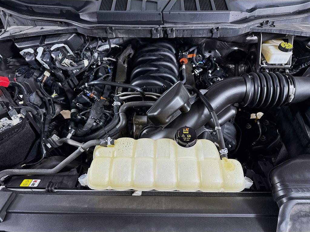 Certified 2022 Ford F150 Lariat w/ Equipment Group 502A High image 31