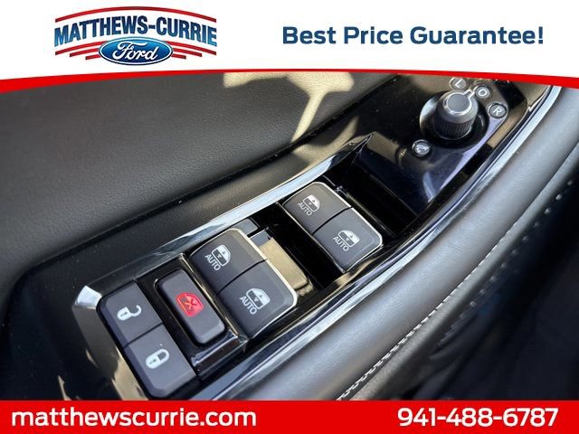 Used 2023 Jeep Grand Cherokee L Overland AWD/4WD image 26