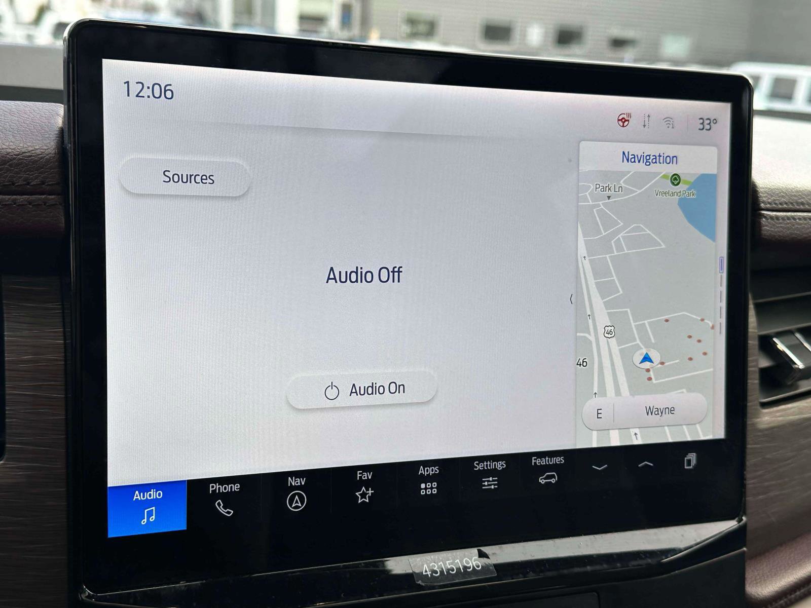 Certified 2024 Ford Expedition Limited image 26