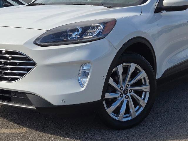 Certified 2022 Ford Escape Titanium w/ Titanium Elite Package image 3