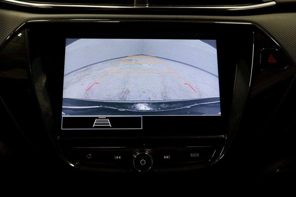 Used 2023 Chevrolet TrailBlazer LT w/ Convenience Package image 9