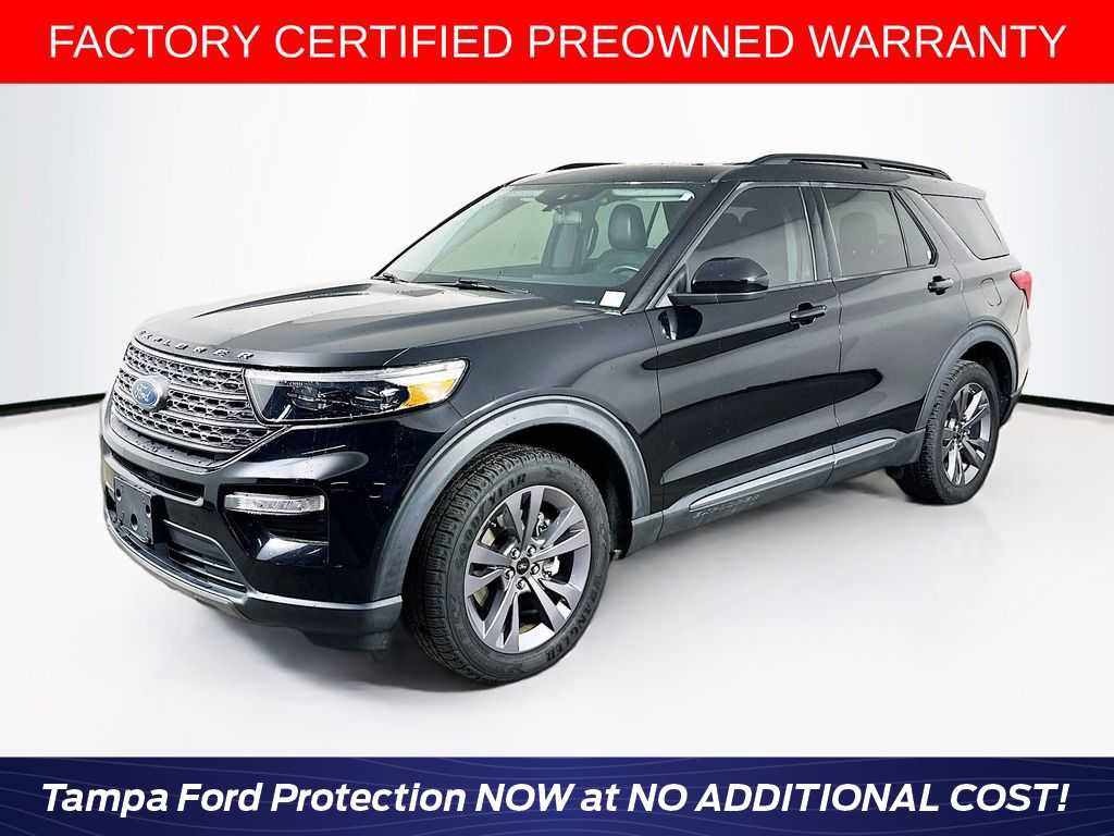 Certified 2022 Ford Explorer XLT w/ Equipment Group 202A