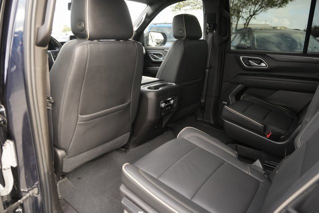Used 2021 GMC Yukon SLT w/ SLT Luxury Plus Package image 12