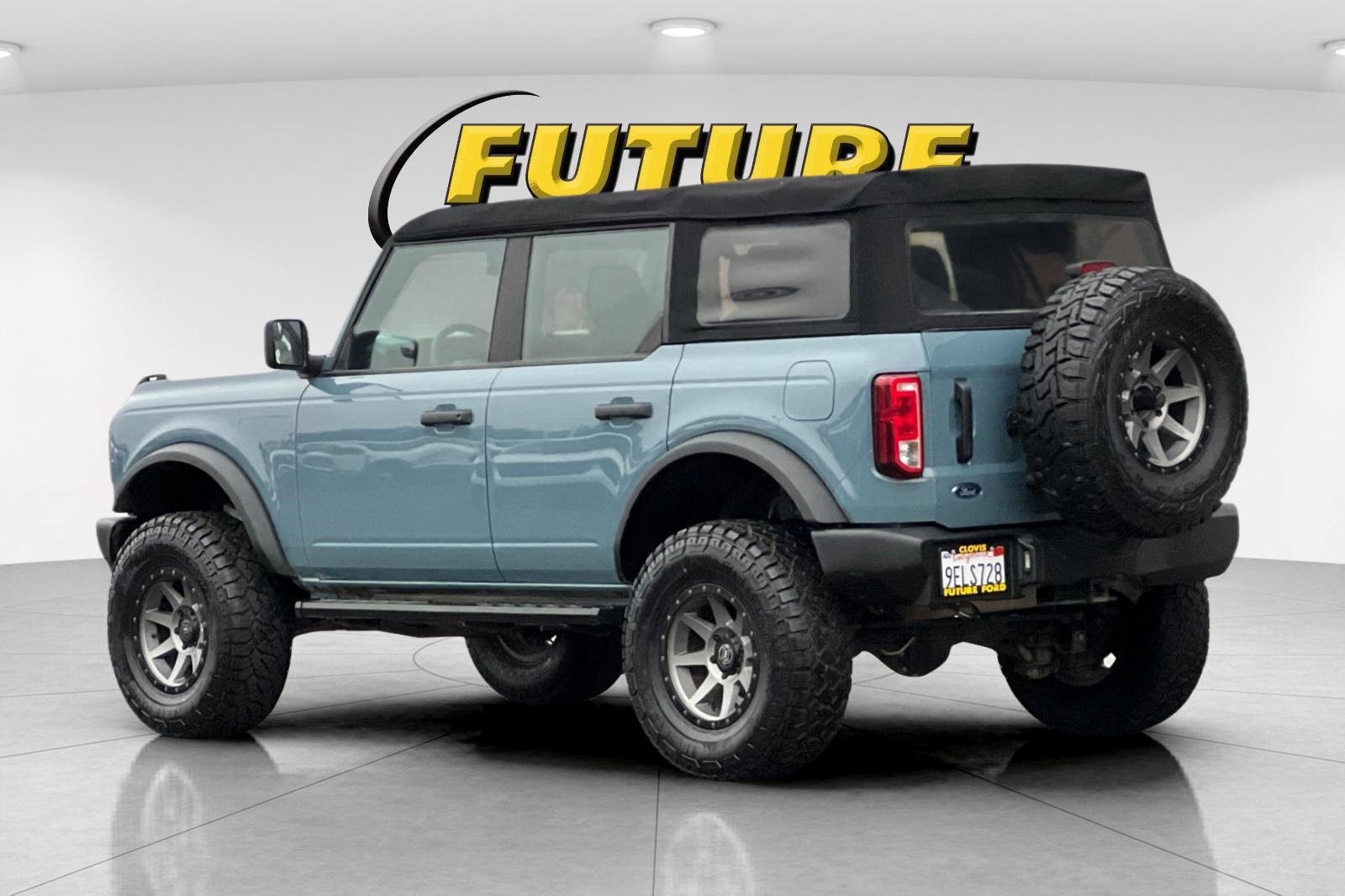 Certified 2022 Ford Bronco image 3