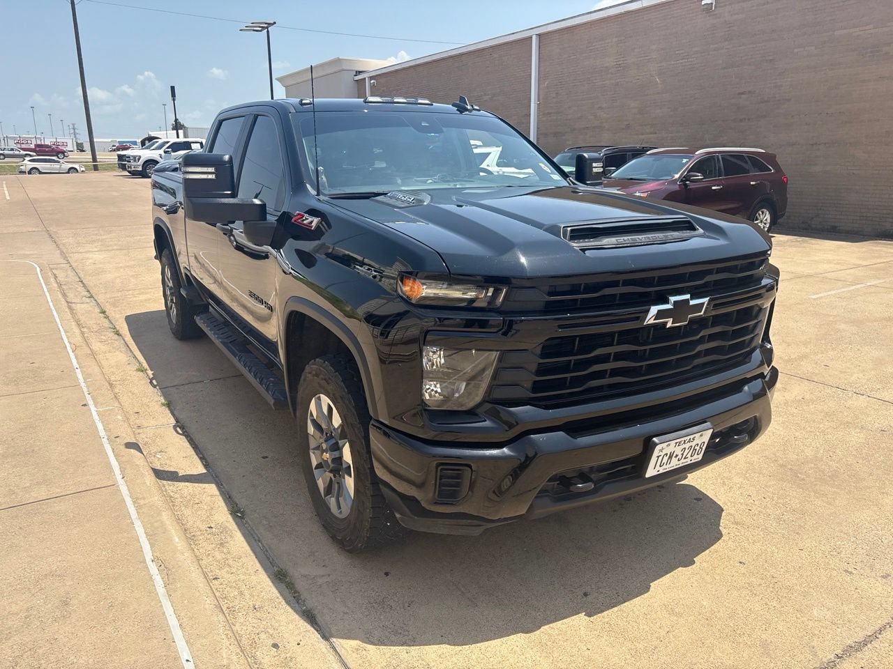 Used 2024 Chevrolet Silverado 2500 Custom w/ Custom Value Package AWD/4WD image 5
