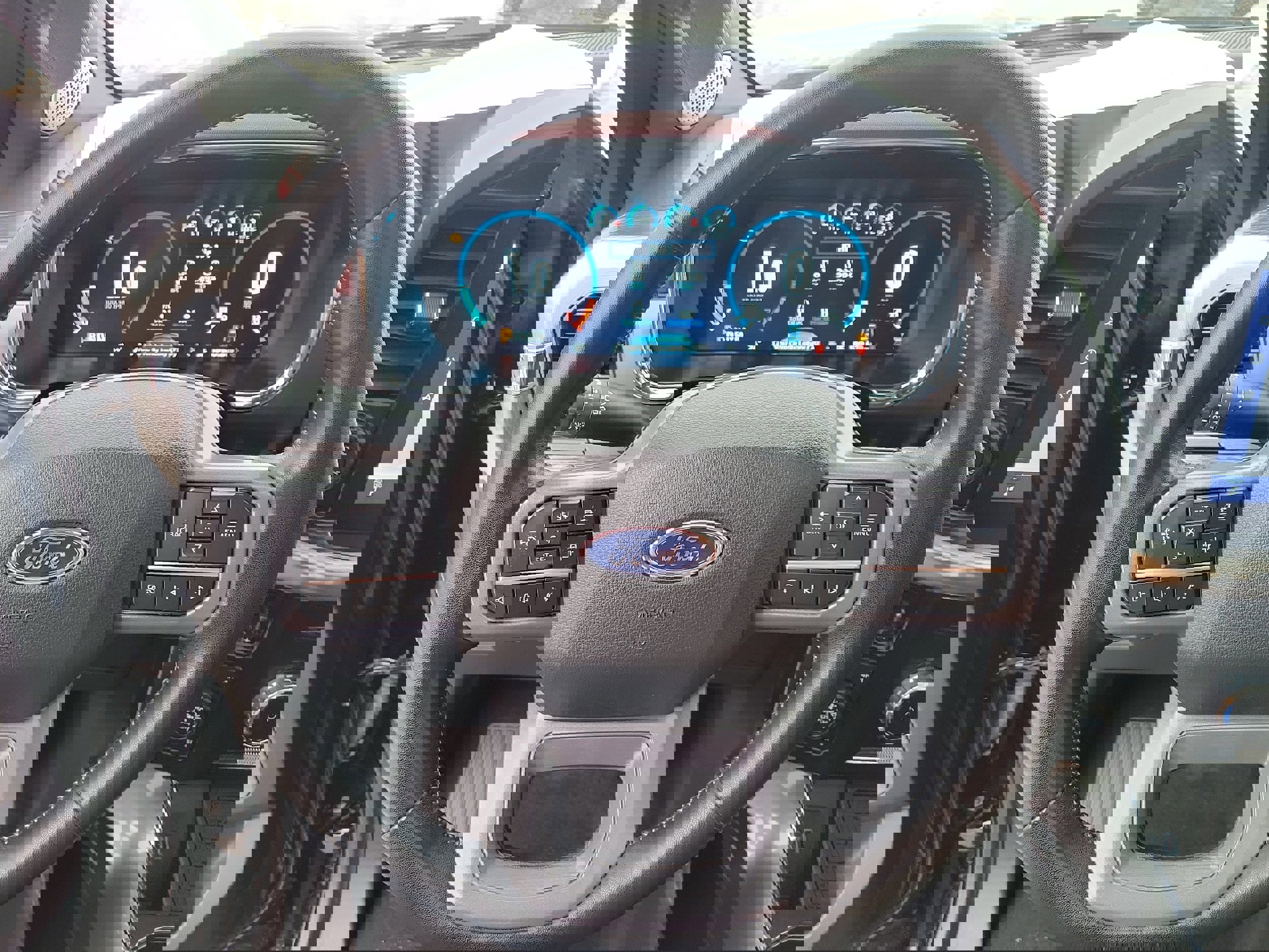 Certified 2023 Ford F150 Lariat w/ Equipment Group 502A High image 20