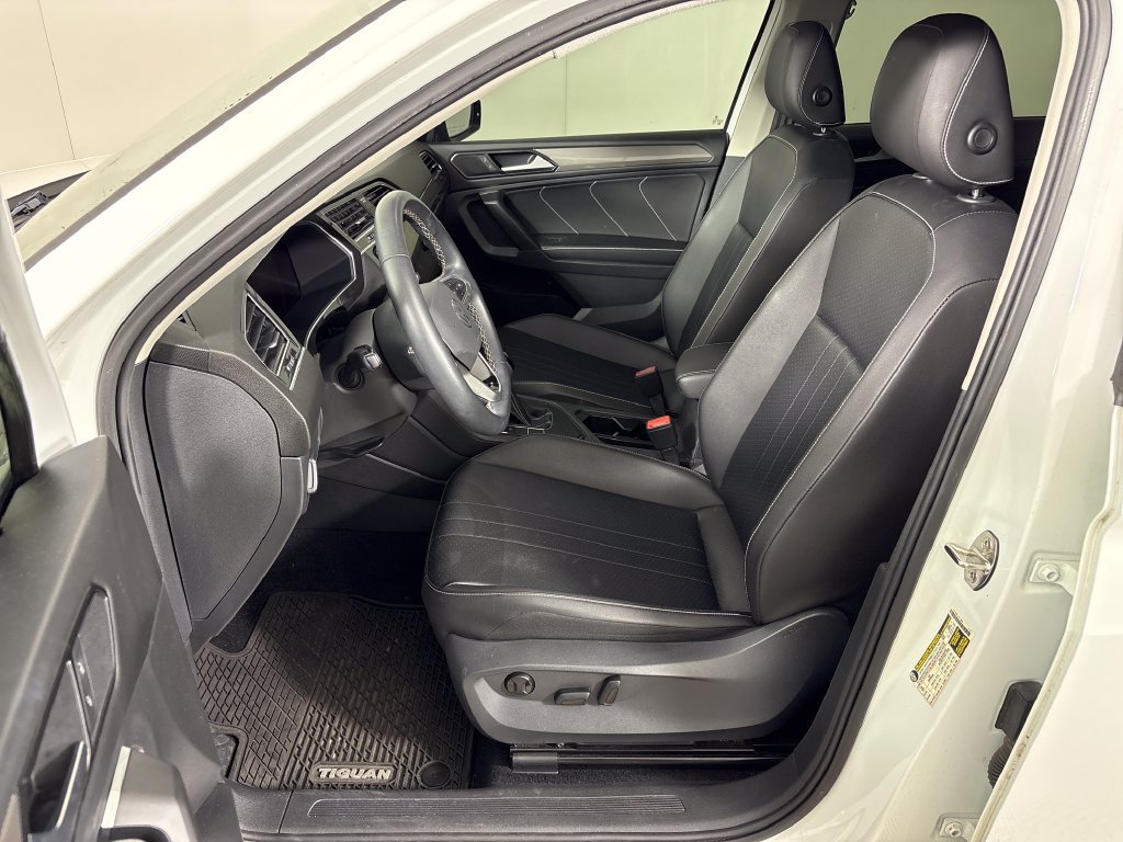 Used 2022 Volkswagen Tiguan SE FWD image 30
