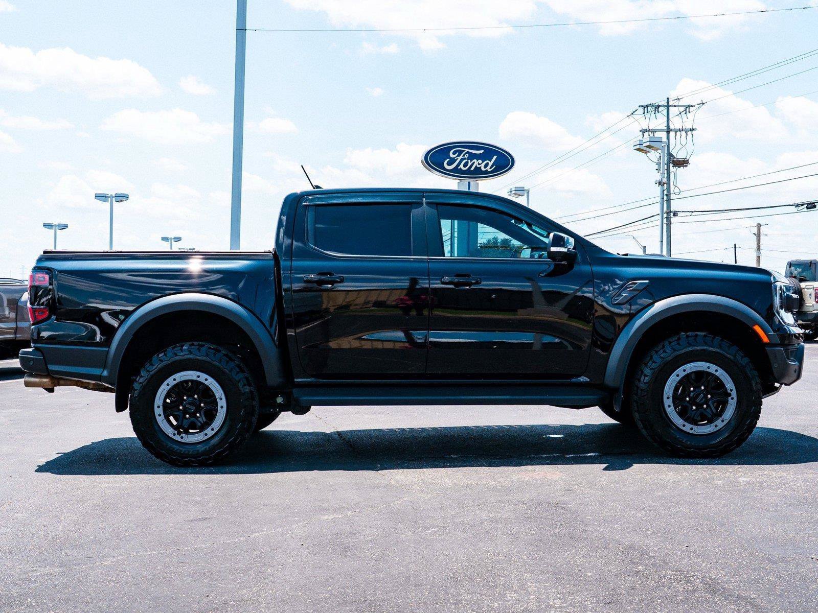 Certified 2024 Ford Ranger Raptor AWD/4WD image 3