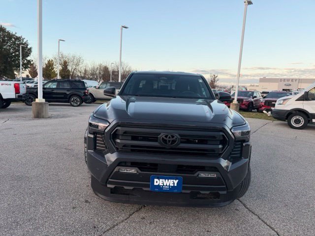 Used 2026 Toyota Tacoma SR5 w/ SR5 Upgrade Package AWD/4WD image 2