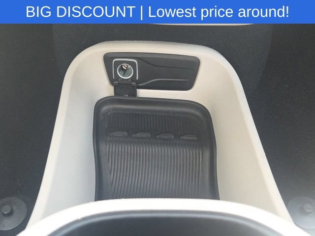 Used 2023 Chrysler Pacifica Touring-L FWD image 38