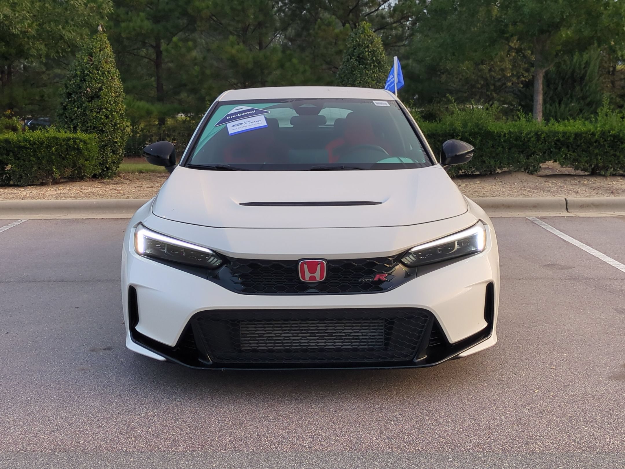 Used 2023 Honda Civic Type R image 9